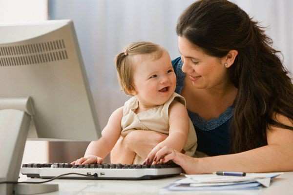 How Employers Can Help Breastfeeding Mothers