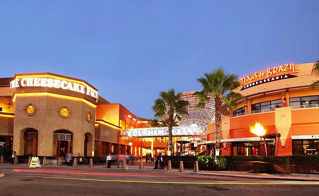 Dolphin Mall in Miami