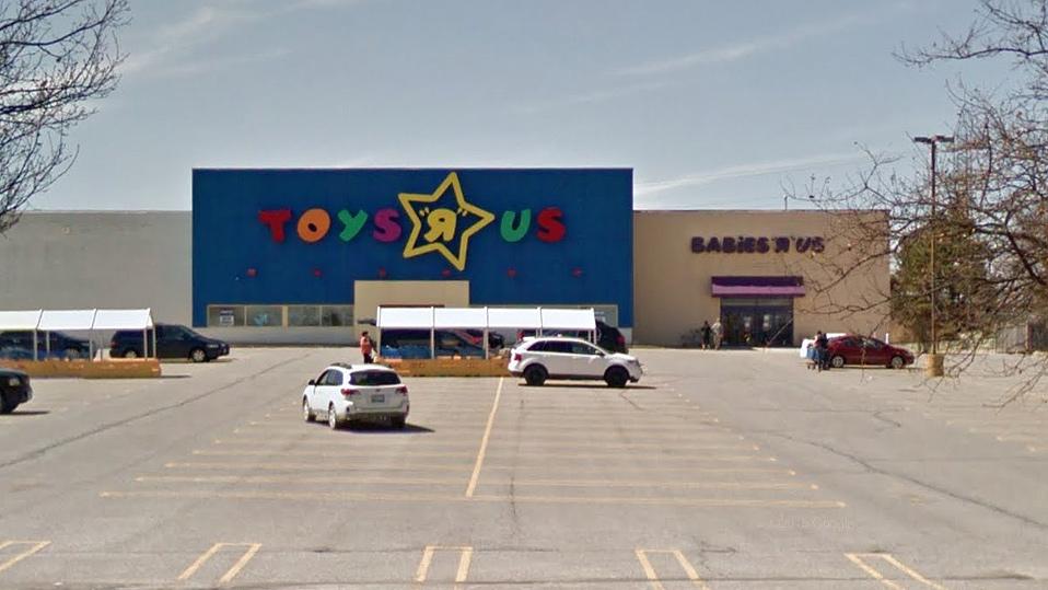 Nursing Room - Babies R Us - Whitby