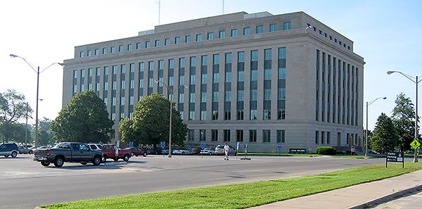 Photo of Lucas State Office Building in Des Moines Iowa