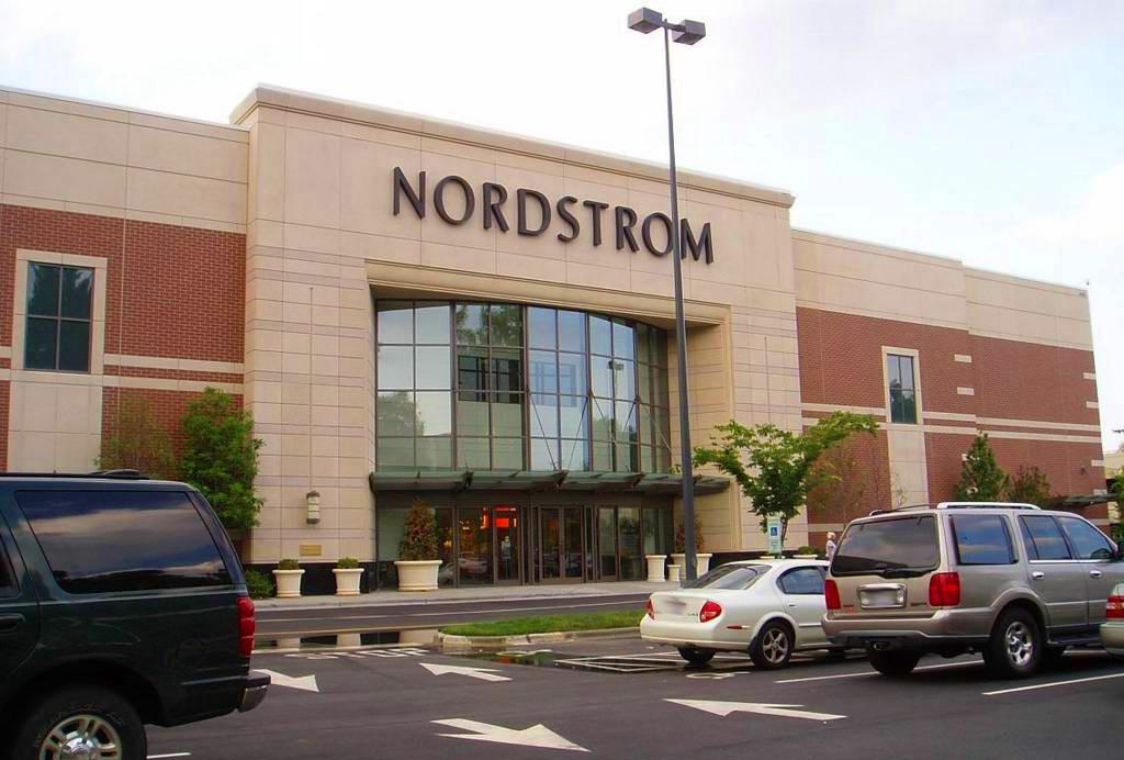 Shopping at SouthPark Mall Charlotte, North Carolina? Here is