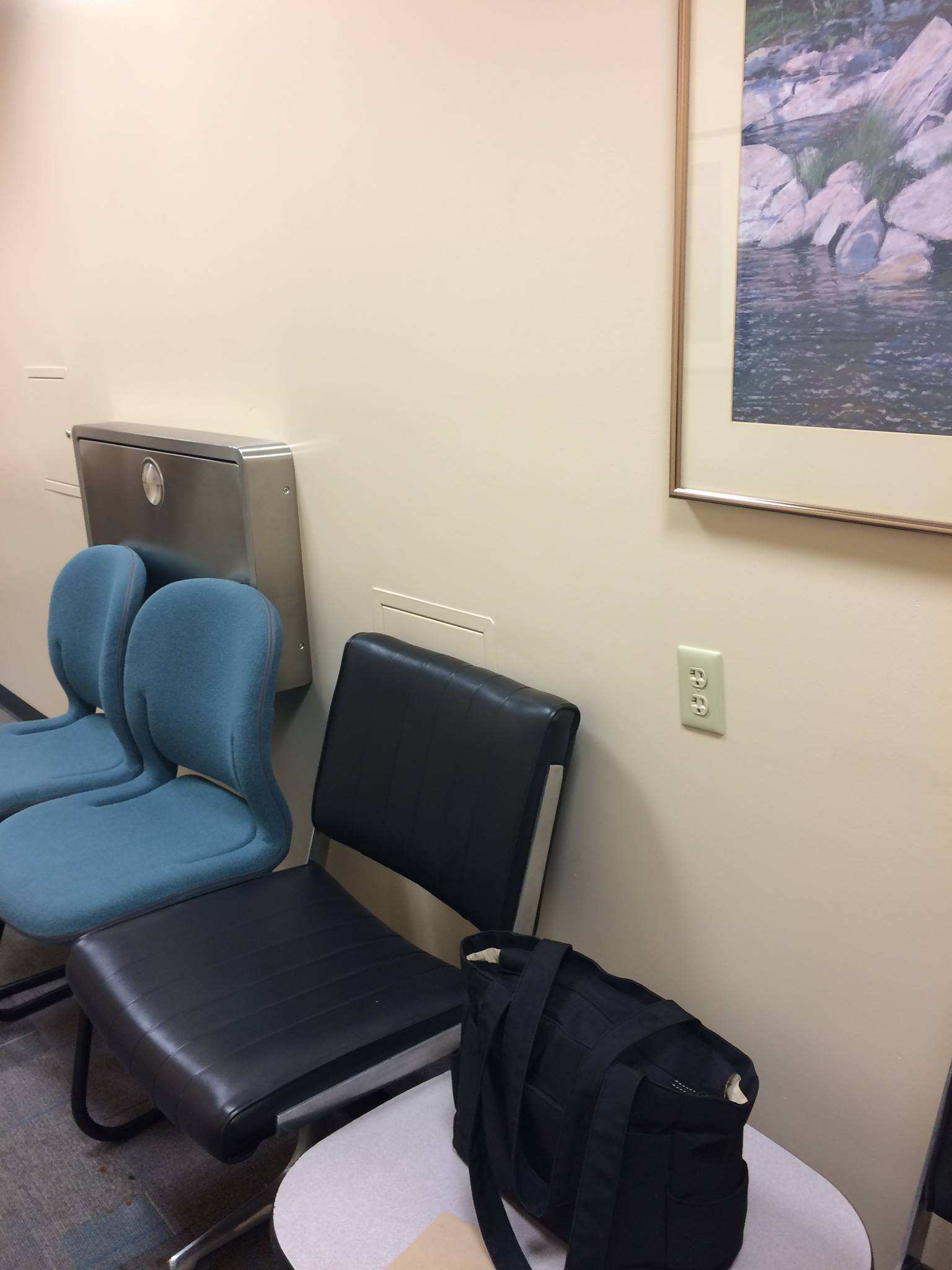 Pheonix arizona airport nursing mothers room 2