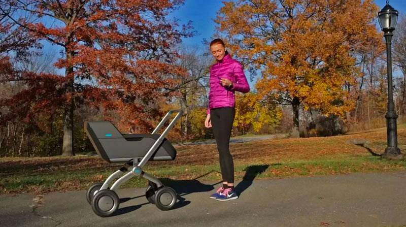 New Stroller is Self-Propelled, Super Hi-Tech
