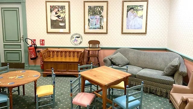 disneyland paris baby care center breastfeeding room