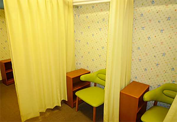 keio mall shinjuku tokyo japan nursing mothers room pic2