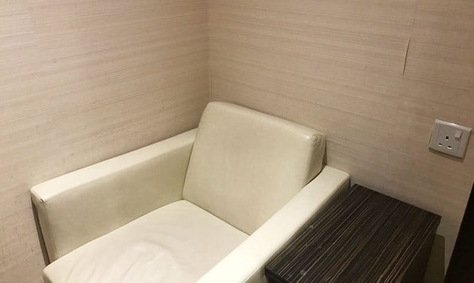 raffles city breastfeeding room pic5 singapore