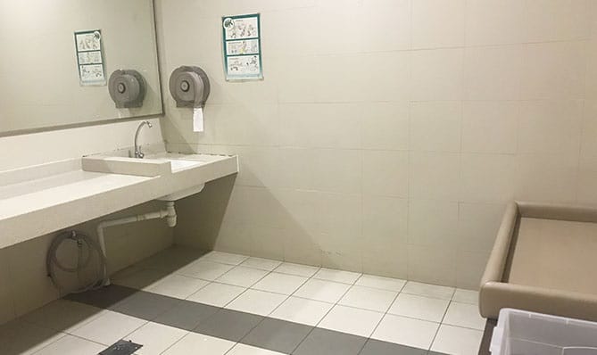 tampines giant hypermarket breastfeeding room pic1 singapore