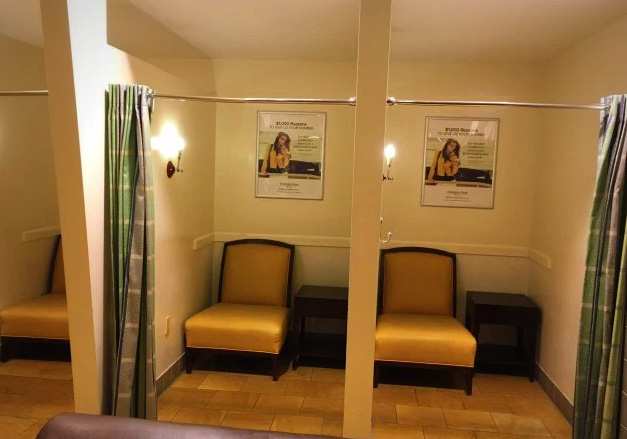 franklin park mall toledo ohio breastfeeding nursing mothers lactation room franklin park mall toledo ohio breastfeeding nursing mothers lactation room