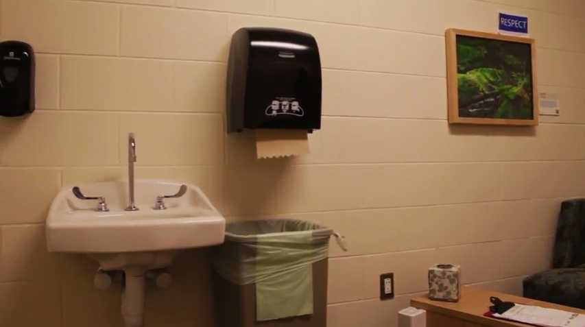 grand valley state university allendale james h zumberge breastfeeding nursing mothers lactation room pic4