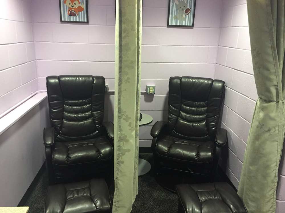 metlife stadium ny giants breastfeeding nursing mothers lactation room pic2